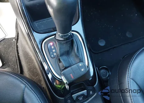 2019 Jeep Compass Altitude Fwd from USA, damaged, VIN 3C4NJCBB6KT726888